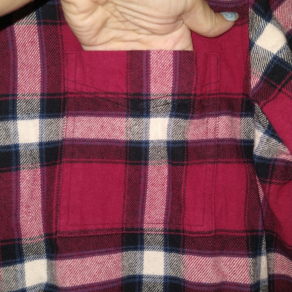 Wrangler red plaid flannel button-down shirt small western ranch - Picture 6 of 10